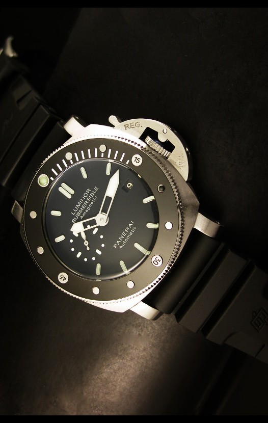 Panerai Luminor Submersible Titanium - Ultima Edición Reloj Réplica Escala 1:1