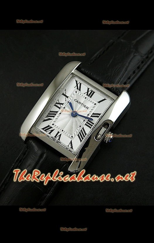 Cartier Tank Française para damas malla negra con estuche de acero.