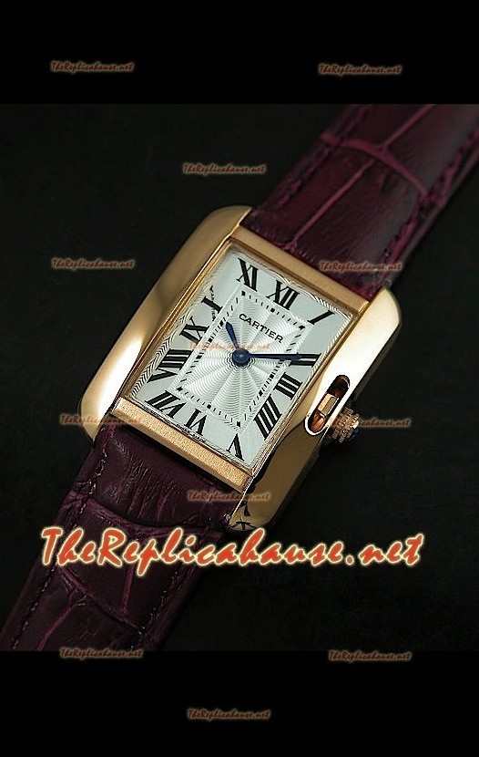 Cartier Tank Française para damas malla roja con estuche dorado.