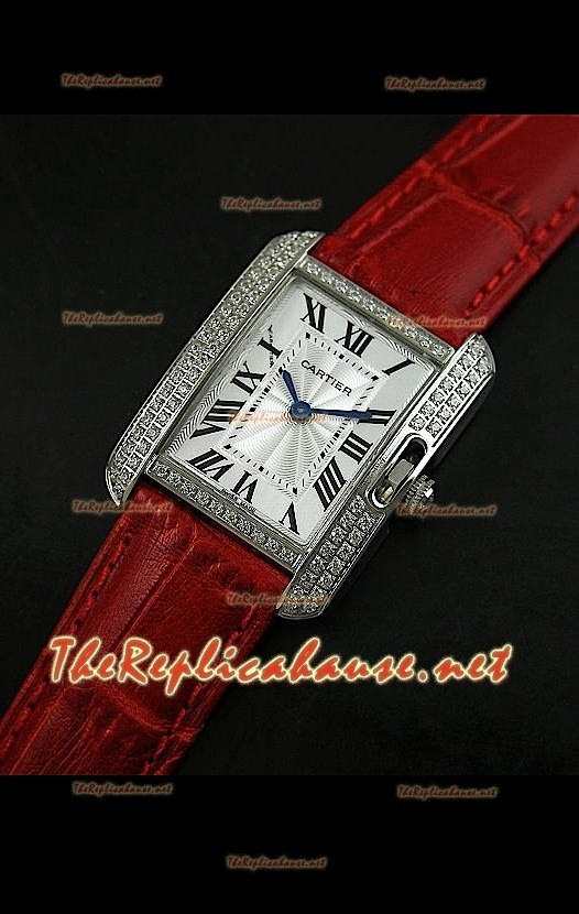 Cartier Tank Française para damas malla bisel de diamantes estuche de acero.