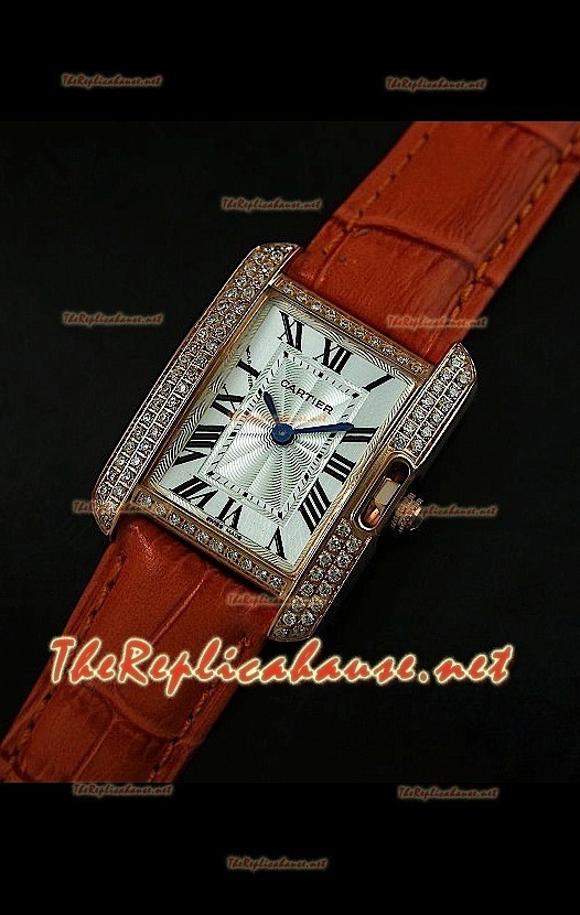 Cartier Tank Française para damas malla bisel de diamantes estuche dorado