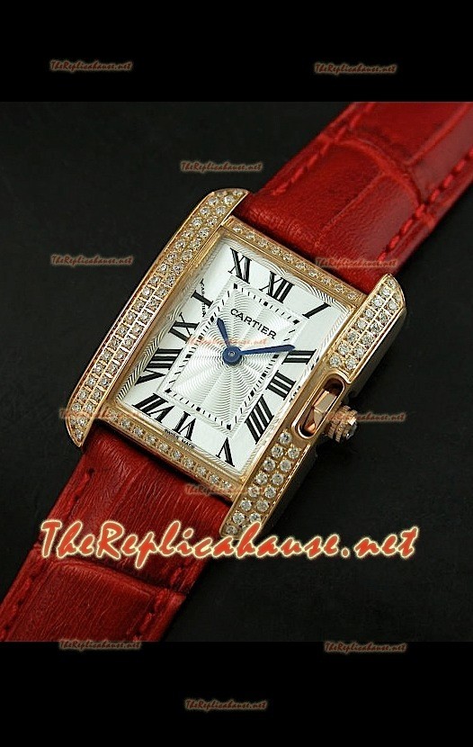 Cartier Tank Française para damas malla bisel de diamantes estuche dorado.