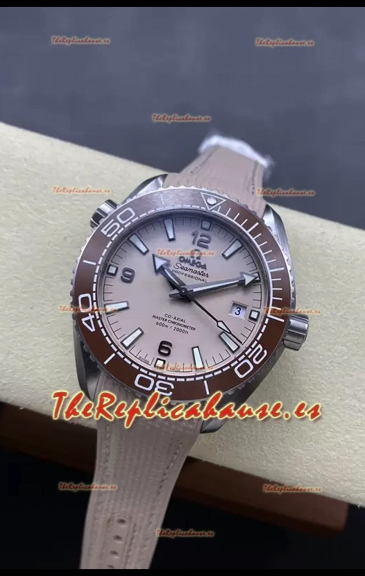 Omega Seamaster Planet Ocean 600M 43.50 MM Caja Acero con Dial Beige Réplica Espejo 1:1
