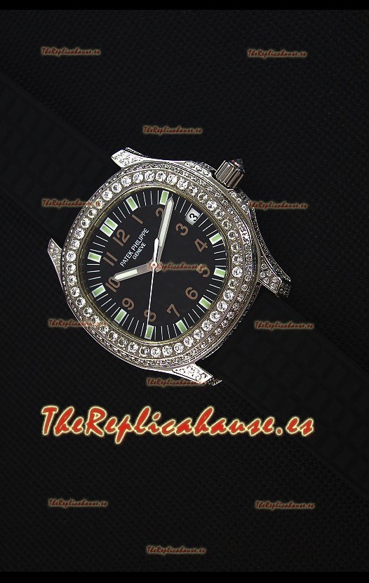 Patek Philippe Aquanaut Reloj Replica Suizo con Diamantes incrustados en la Caja