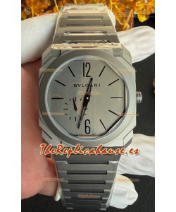 Reloj Octo Finissmo Superclon con caja de titanio de 7 mm de grosor y esfera gris