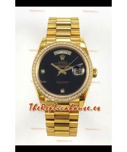 Réplica suiza del Rolex Day-Date en oro amarillo con esfera negra y bisel de diamantes de 36 mm