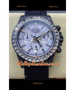 Reloj Rolex Daytona Superclon con esfera blanca, fibra de carbono negra y correa de nailon