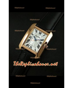 Cartier Tank Française para damas malla negra con estuche dorado.
